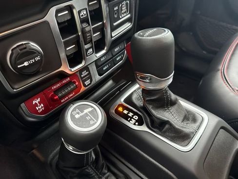 New 2025 Jeep Gladiator Rubicon w/ Convenience Group image 26