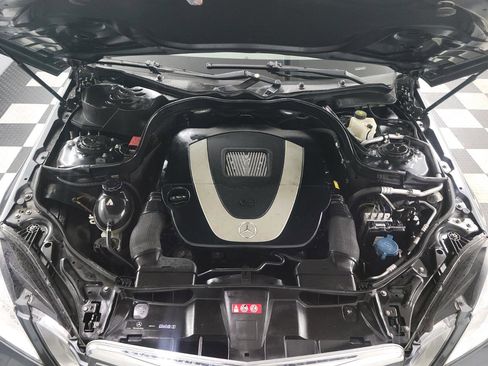 Used 2010 Mercedes-Benz E 350 4MATIC Sedan image 23