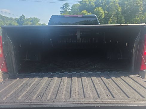 Used 2025 Chevrolet Silverado 1500 Custom Trail Boss AWD/4WD image 24