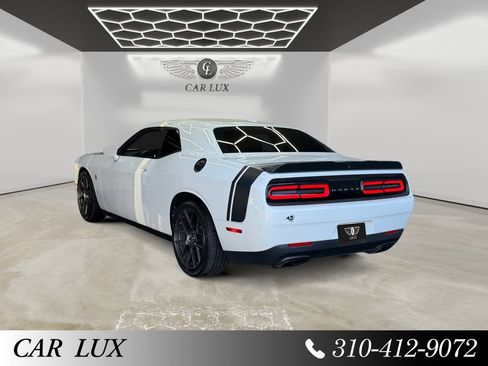 Used 2019 Dodge Challenger R/T Scat Pack w/ Plus Package RWD image 3