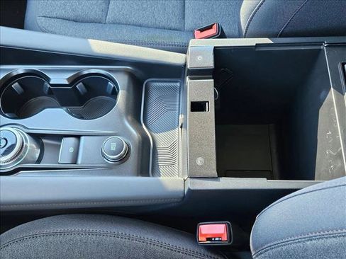 New 2026 Ford Explorer Active RWD image 14