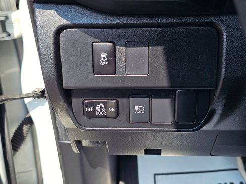 Used 2022 Toyota Tacoma SR RWD image 29