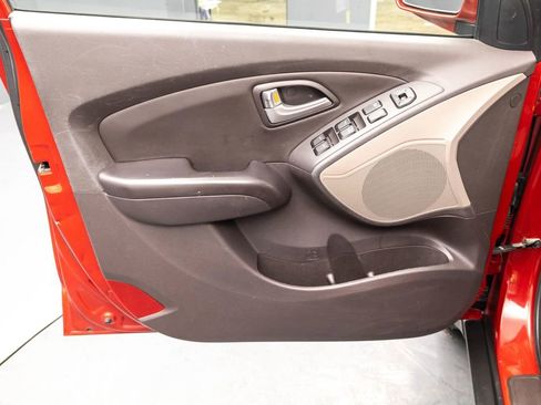 Used 2013 Hyundai Tucson GLS image 20