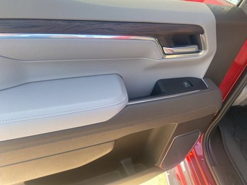 New 2026 GMC Sierra 1500 SLT w/ SLT Premium Plus Package image 12