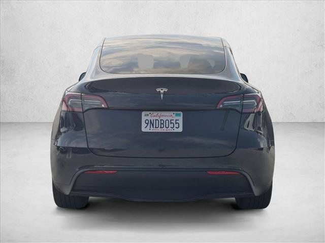 Used 2024 Tesla Model Y Long Range RWD image 6