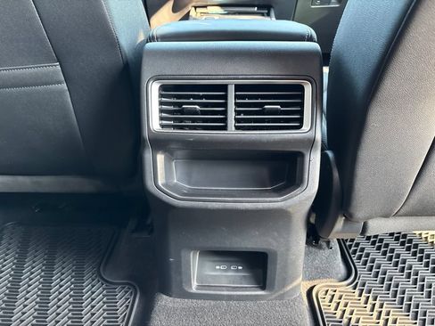 Used 2026 Volkswagen Atlas Cross Sport SE AWD/4WD image 49