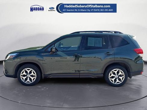 Certified 2023 Subaru Forester Premium AWD/4WD image 2