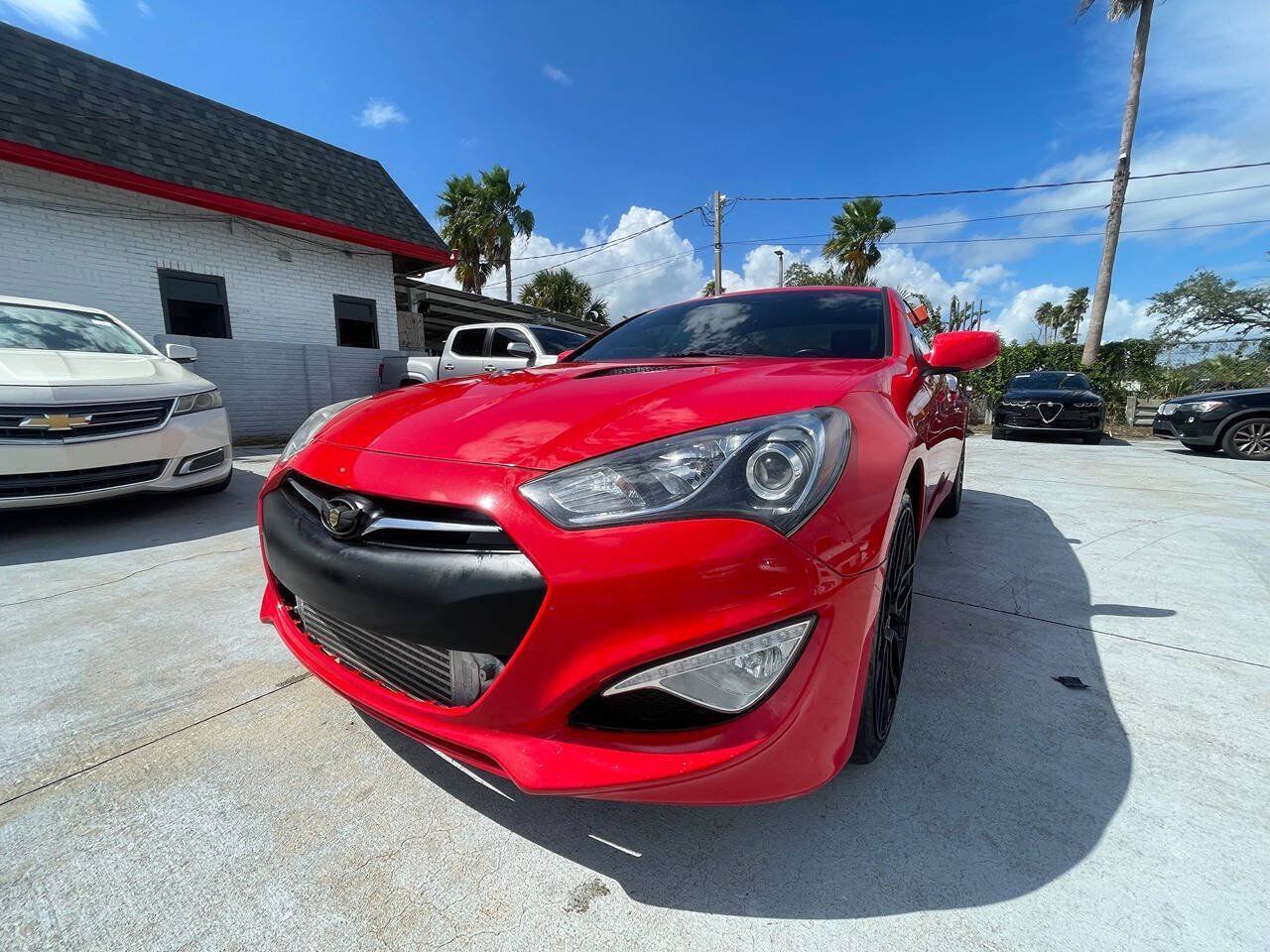 Used 2014 Hyundai Genesis 2.0T RWD image 3