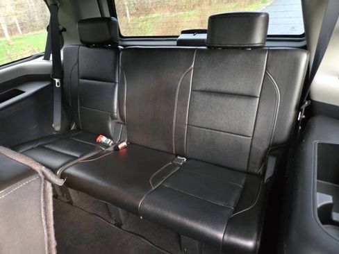 Used 2010 Nissan Armada Platinum AWD/4WD image 19