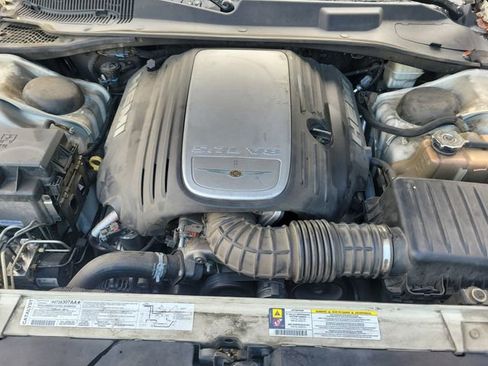 Used 2006 Chrysler 300 C image 30