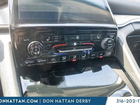Used 2023 Jeep Grand Cherokee L Limited AWD/4WD image 9