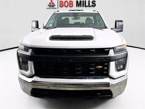 Used 2021 Chevrolet Silverado 2500 W/T image 2