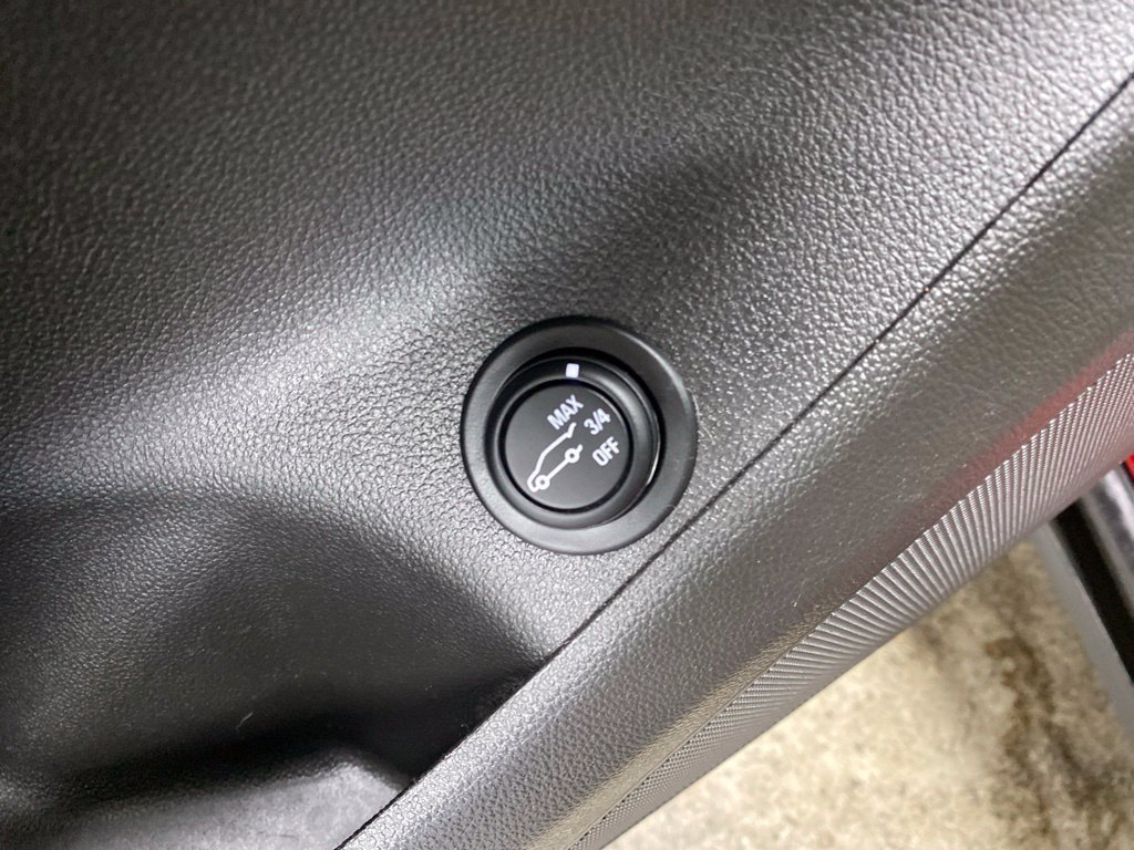 Used 2018 Buick Envision Essence AWD/4WD image 38