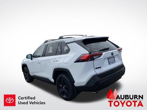 Certified 2019 Toyota RAV4 XLE FWD image 6