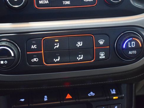 Used 2015 GMC Canyon SLT w/ Driver Alert Package image 77