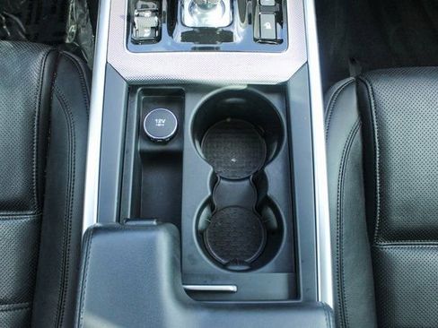 Used 2020 Jaguar XE S image 19