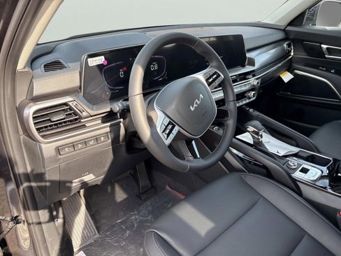 New 2025 Kia Telluride S image 25