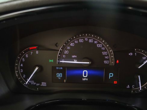 Used 2018 Cadillac XT5 FWD w/ LPO, Wheel Lock Package image 15