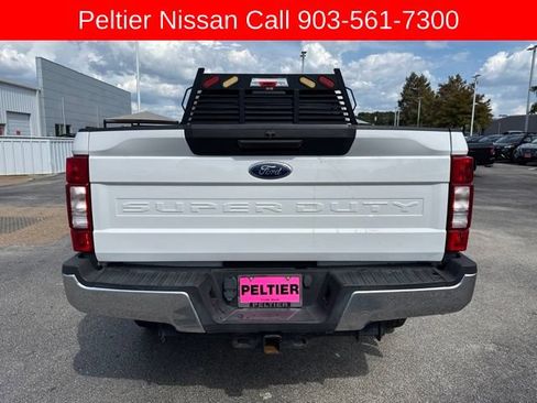 Used 2020 Ford F250 XLT w/ FX4 Off-Road Package AWD/4WD image 4