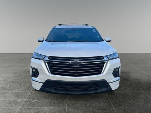 Used 2023 Chevrolet Traverse High Country image 2