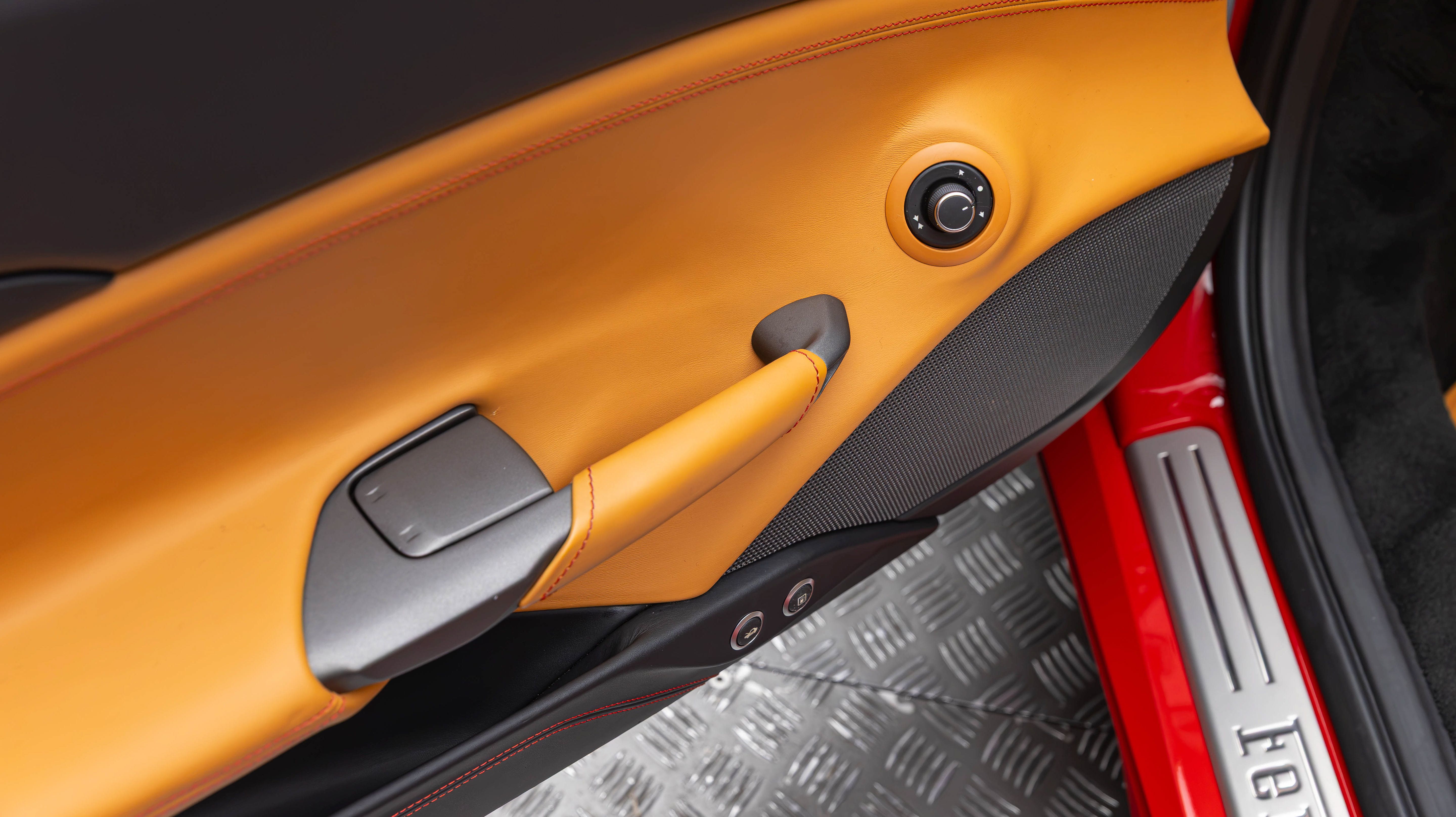 Certified 2019 Ferrari 488 Spider RWD image 13
