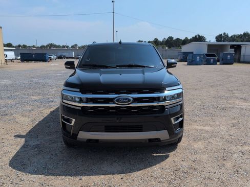 Used 2023 Ford Expedition Limited AWD/4WD image 9