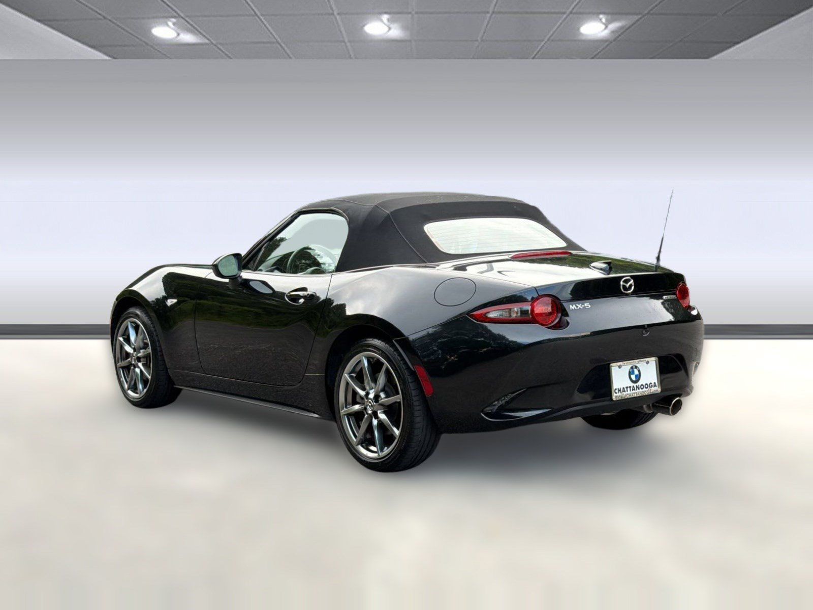Used 2022 MAZDA MX-5 Miata Grand Touring w/ Weather Package RWD image 3