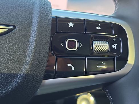 New 2026 Genesis GV70 2.5T Select image 22