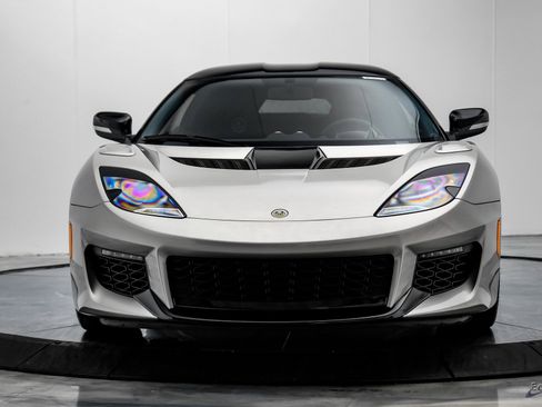 Used 2021 Lotus Evora image 24