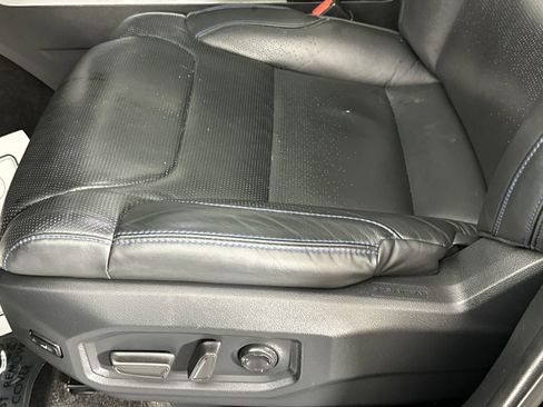 Used 2023 Toyota Tundra Platinum AWD/4WD image 12