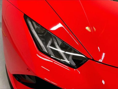 Used 2021 Lamborghini Huracan EVO RWD image 29