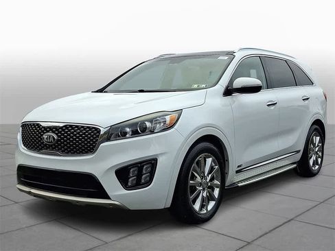 Used 2016 Kia Sorento SX image 1