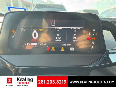Used 2021 Volkswagen ID.4 Pro S RWD image 14