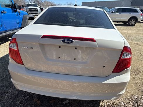 Used 2012 Ford Fusion S image 7