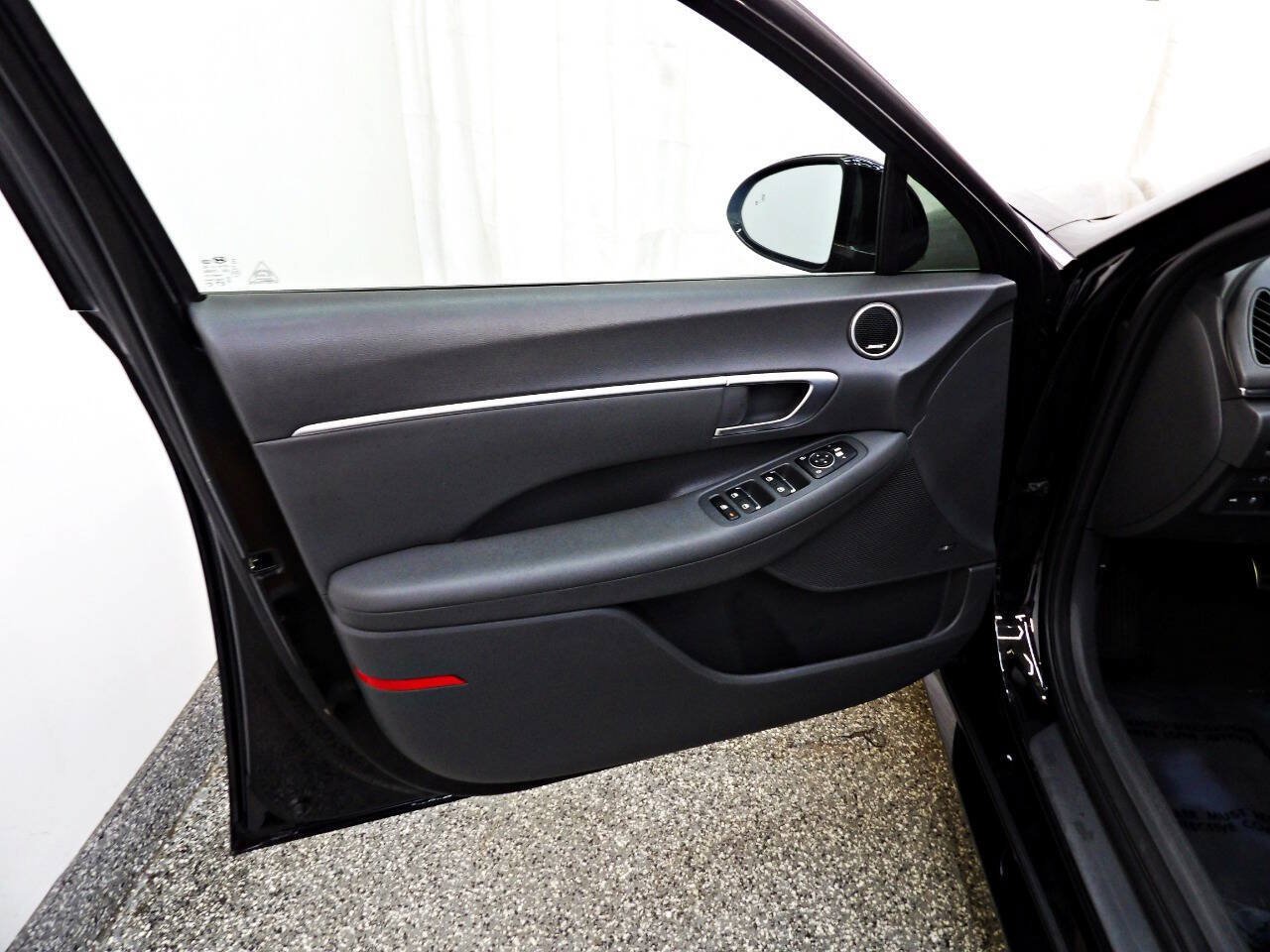 Used 2021 Hyundai Sonata SEL Plus w/ Tech Package FWD image 17