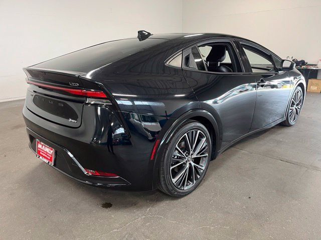 Used 2023 Toyota Prius Limited FWD image 3