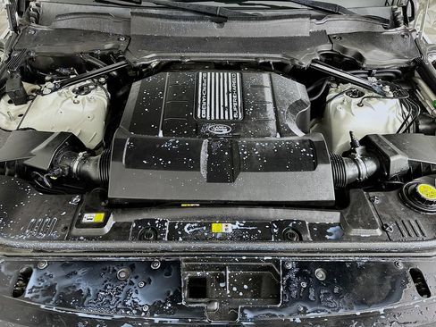 Used 2019 Land Rover Range Rover AWD/4WD image 31
