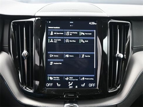 Used 2019 Volvo XC60 T5 Inscription w/ Protection Package Premier image 18