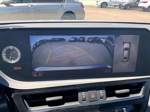 Used 2022 Lexus ES 300h w/ Accessory Package 2 FWD image 16