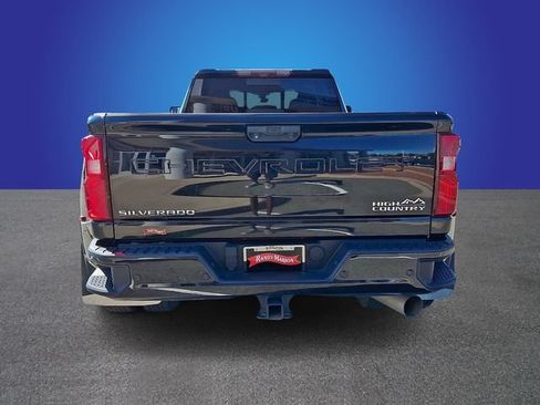 Used 2021 Chevrolet Silverado 3500 High Country w/ Snow Plow Prep/Camper Package AWD/4WD image 5
