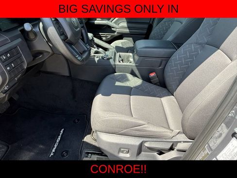 Used 2026 Toyota Tacoma SR5 AWD/4WD image 12