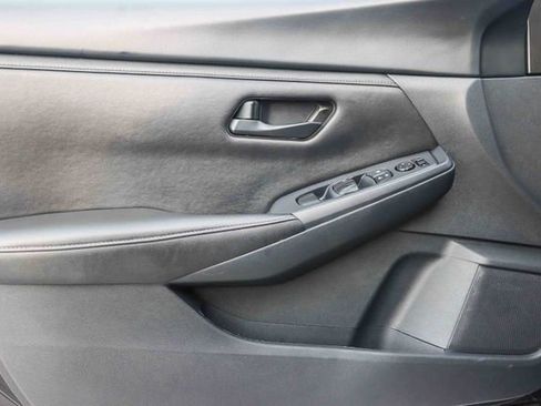 Used 2024 Nissan Sentra S image 23