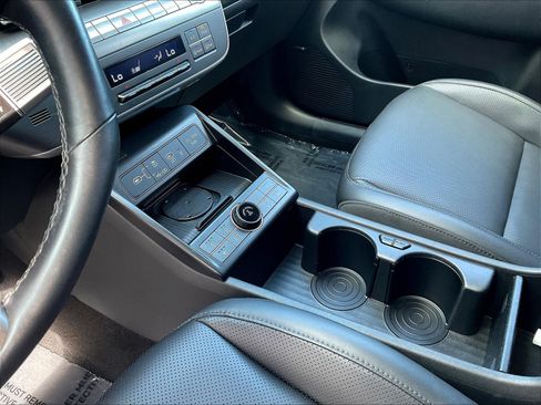 Certified 2024 Hyundai Kona Limited AWD/4WD image 18