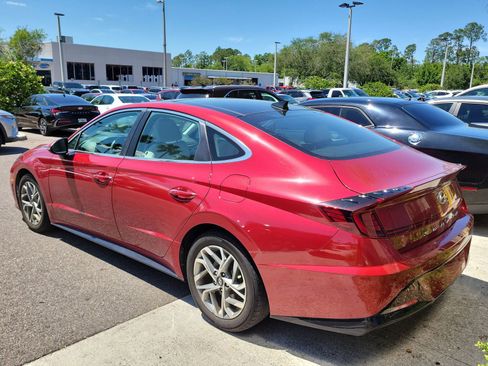 Used 2023 Hyundai Sonata SEL w/ Convenience Package FWD image 6