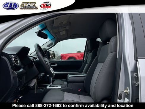 Used 2017 Toyota Tundra SR5 w/ SR5 Upgrade Package image 11