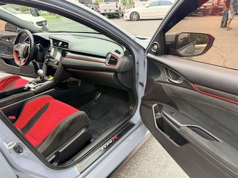 Used 2019 Honda Civic Type R image 10