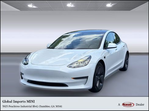 Used 2021 Tesla Model 3 Standard Range Plus RWD image 1