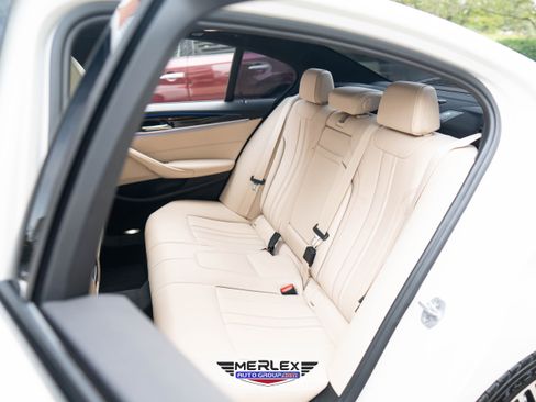 Used 2018 BMW 540i image 19