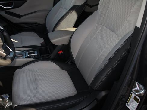 Used 2023 Subaru Forester AWD/4WD image 23