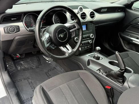 Used 2022 Ford Mustang GT RWD image 20